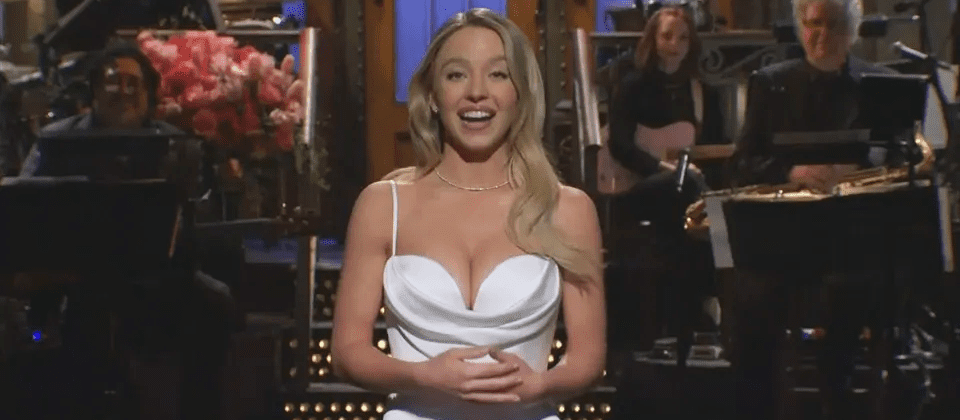 Sydney Sweeney - SNL White Dress